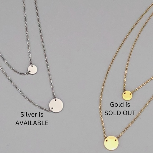 🎉HP🎉✨NWOT Stainless steel two layer disc necklace - Picture 5 of 5